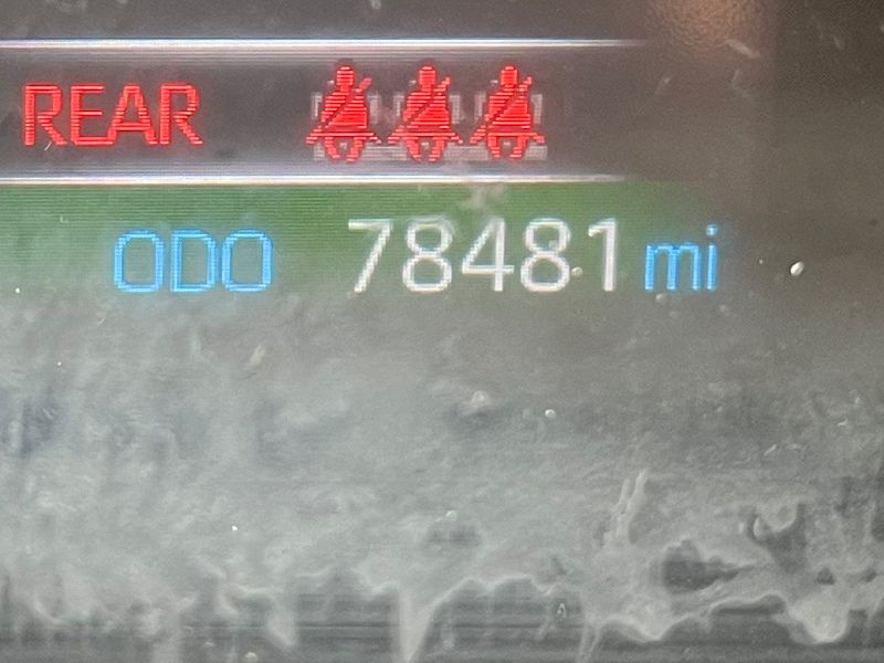 2022 Toyota RAV4 Hybrid XLE Premium photo