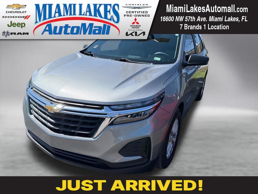 2023 Chevrolet Equinox LS's photo