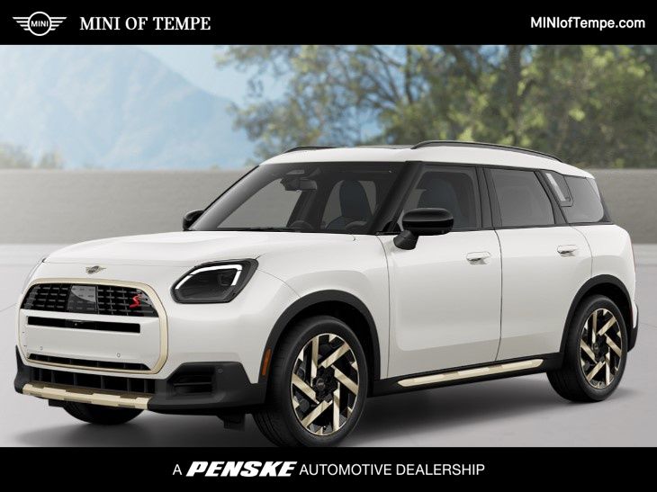 2025 MINI Cooper Countryman Signature Hero Image