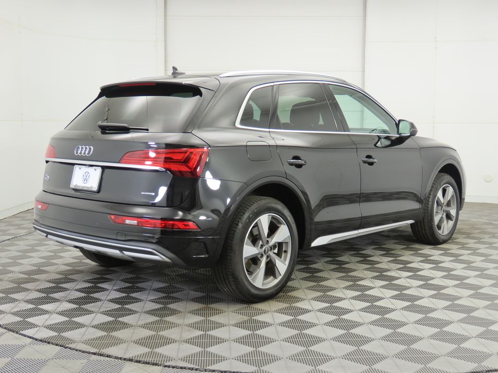 Thumbnail: 2023 Audi Q5 - 5
