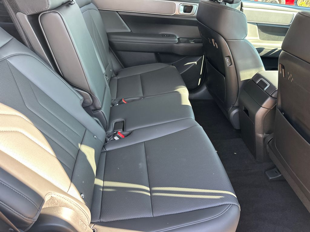 New 2026 White Hyundai SEL image 16