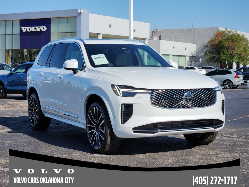 2026 Volvo XC90 B5 Plus photo 2