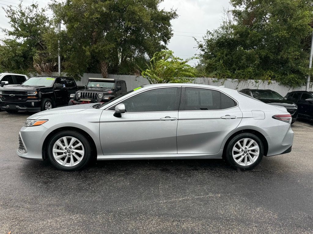 2022 Toyota Camry LE 5