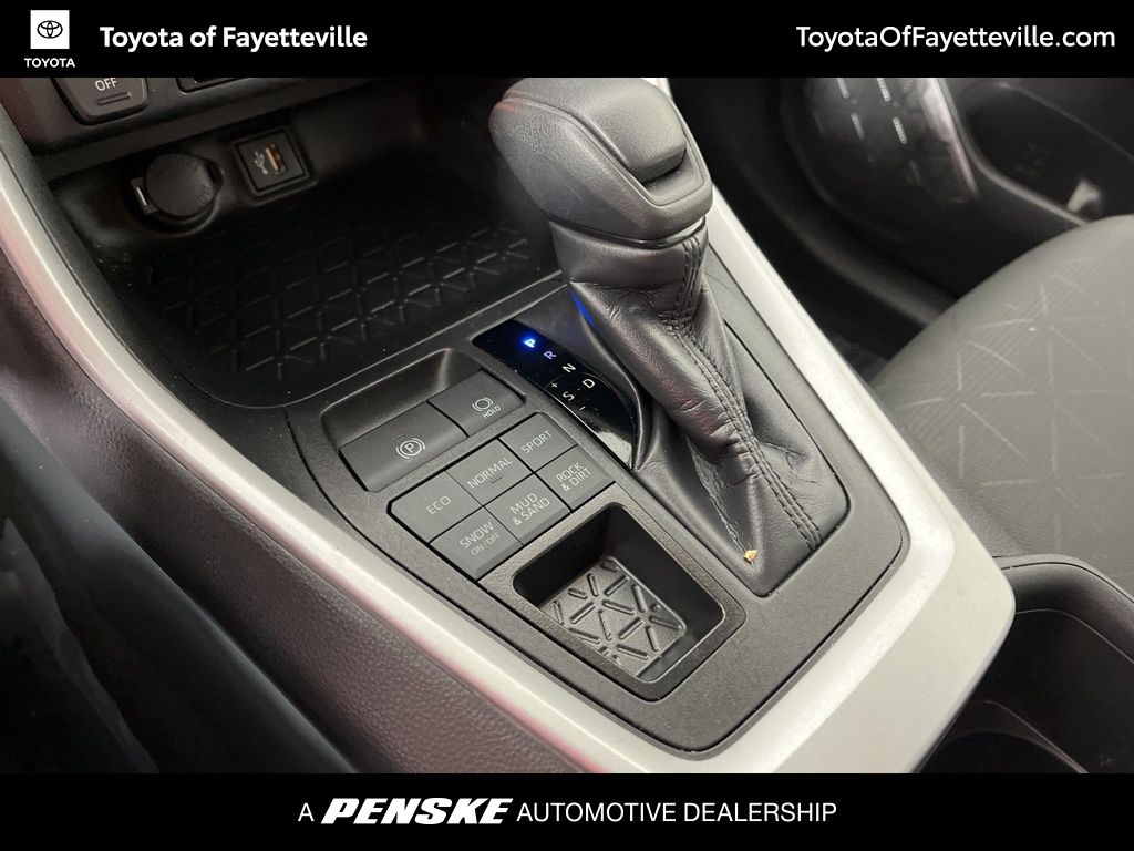 Thumbnail: 2024 Toyota RAV4 - 32