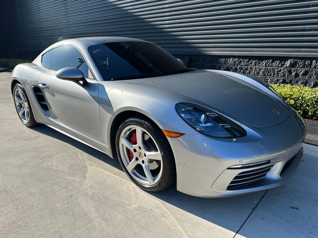 Thumbnail: 2021 Porsche 718 Cayman - 11