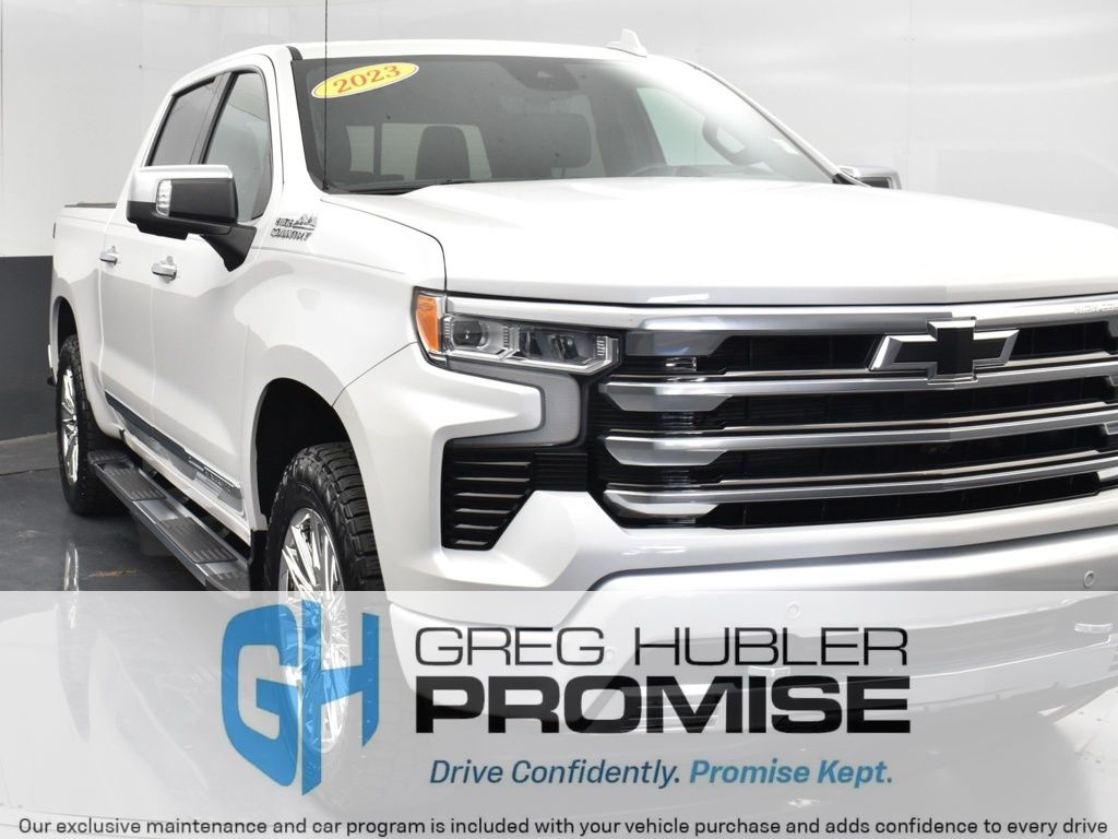 White (Iridescent Pearl Tricoat) 2023 Chevrolet Silverado 1500 Pickup Truck Four-Wheel Drive Automatic