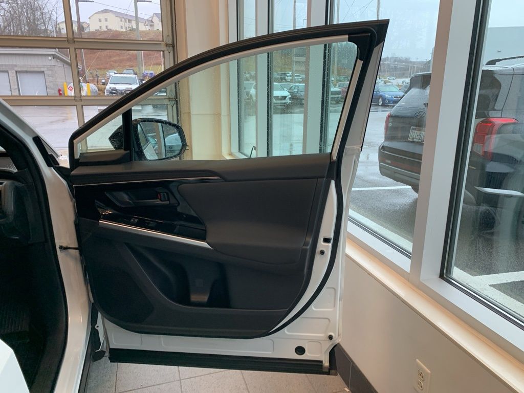 Certified Used 2023 White Subaru Premium image 22