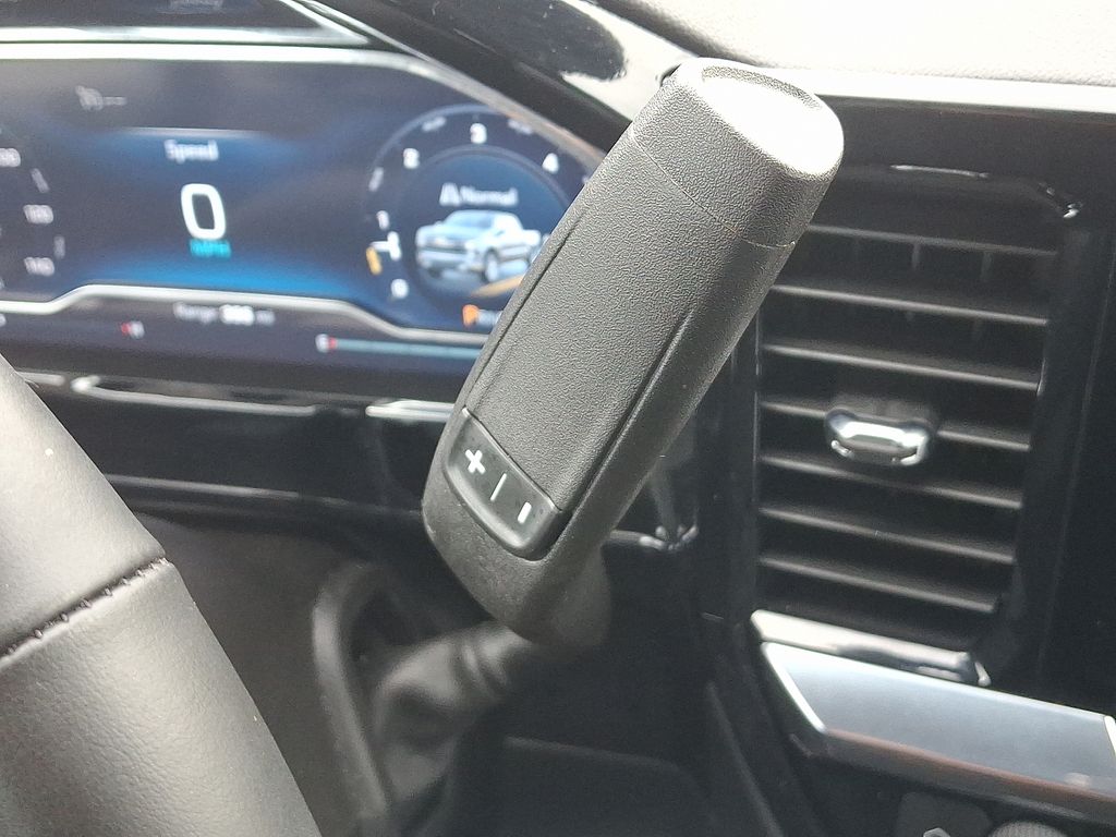 Thumbnail: 2025 Chevrolet Silverado 1500 - 15