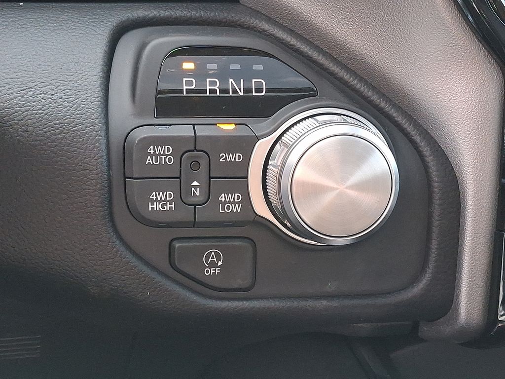 2026 Ram 1500 — photo 10