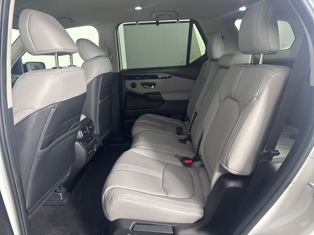 2025 Honda Pilot EX-L 16