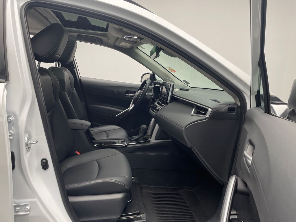 Thumbnail: 2024 Toyota Corolla Cross - 17