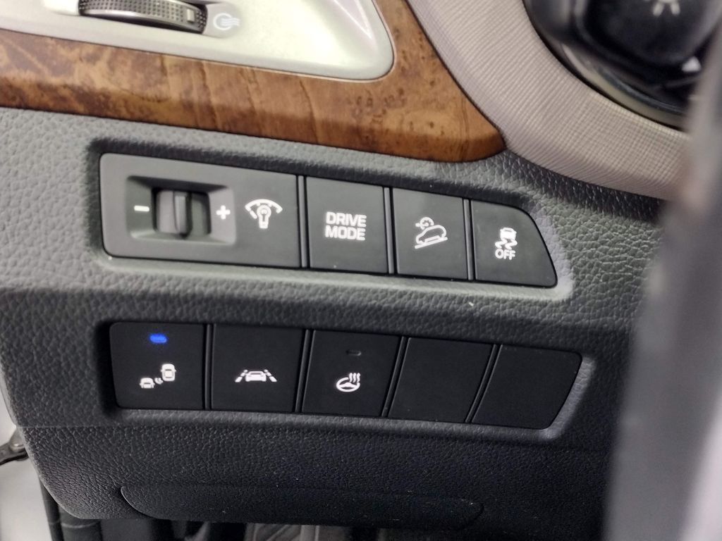 2018 Hyundai Santa Fe Sport 2.0T Ultimate