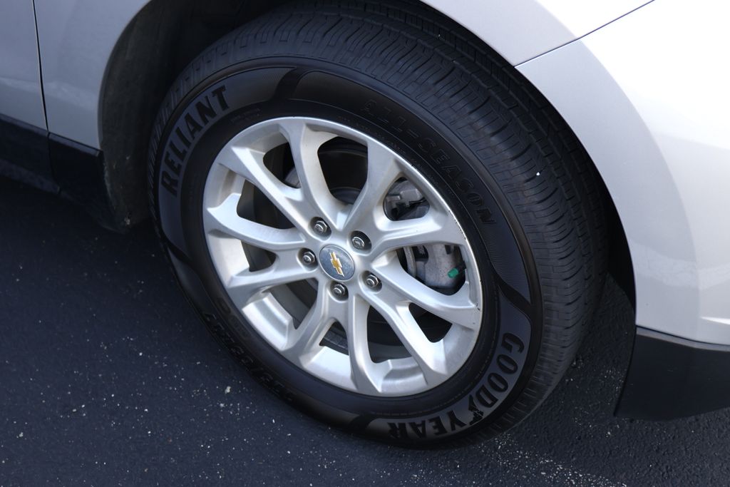 Thumbnail: 2020 Chevrolet Equinox - 5