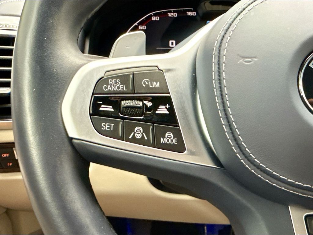 Thumbnail: 2019 BMW 8 Series - 11