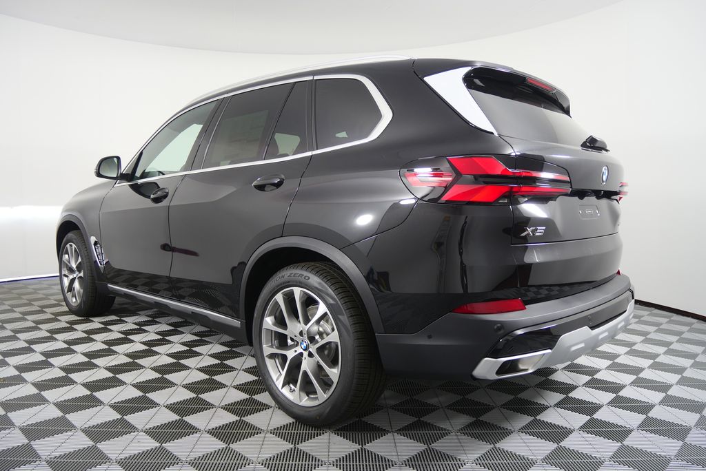 Thumbnail: 2026 BMW X5 - 5