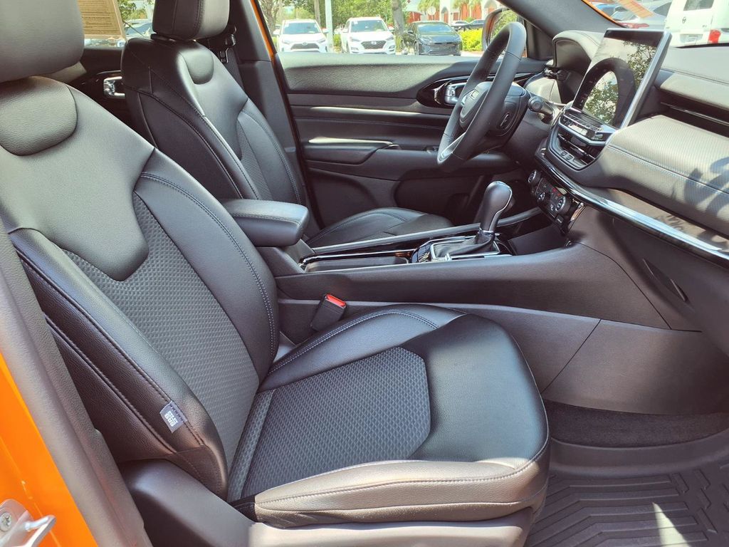 Used 2026 Jeep Compass SUV