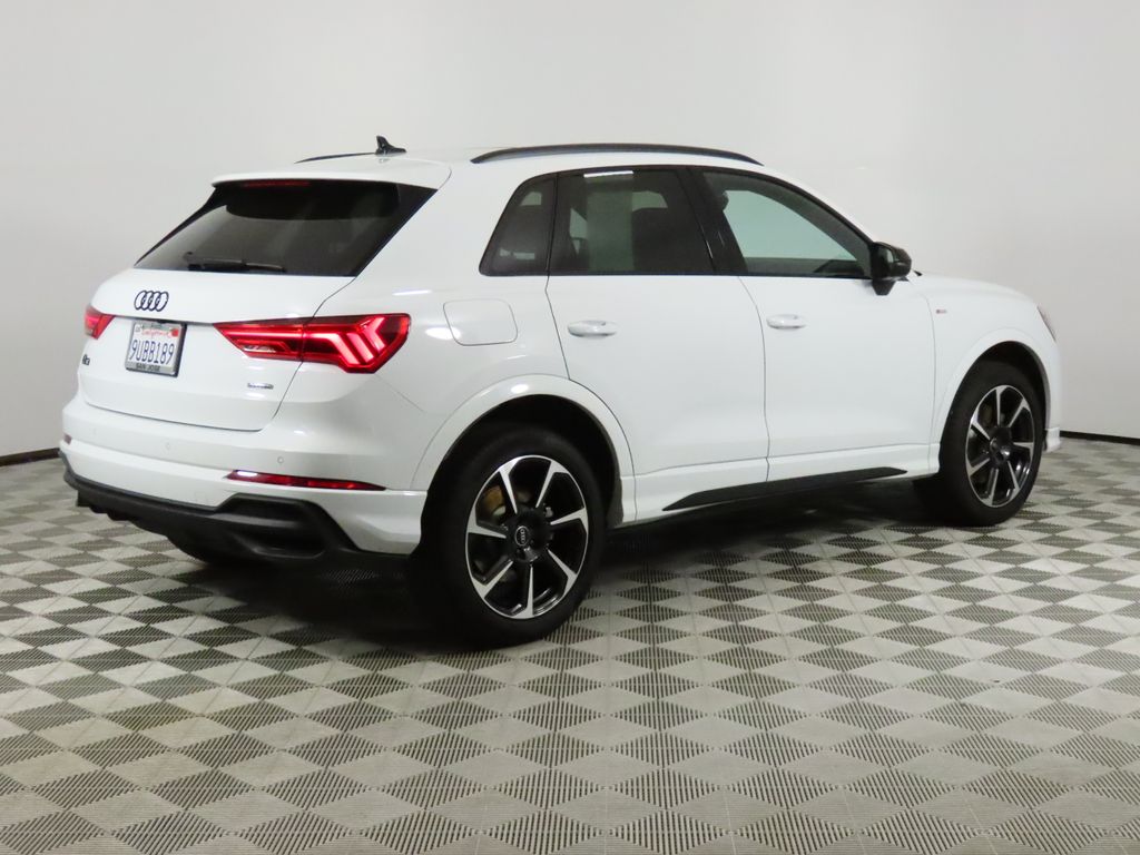 Thumbnail: 2025 Audi Q3 - 5