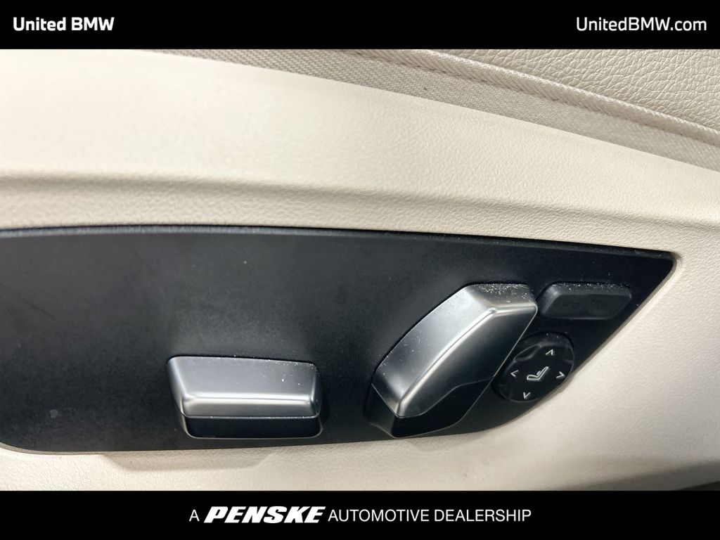 Thumbnail: 2019 BMW 5 Series - 12