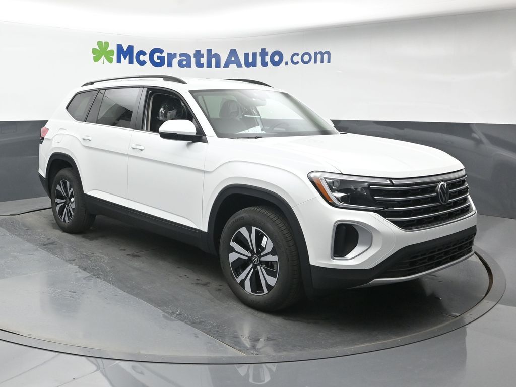 2026 Volkswagen Atlas SE's photo