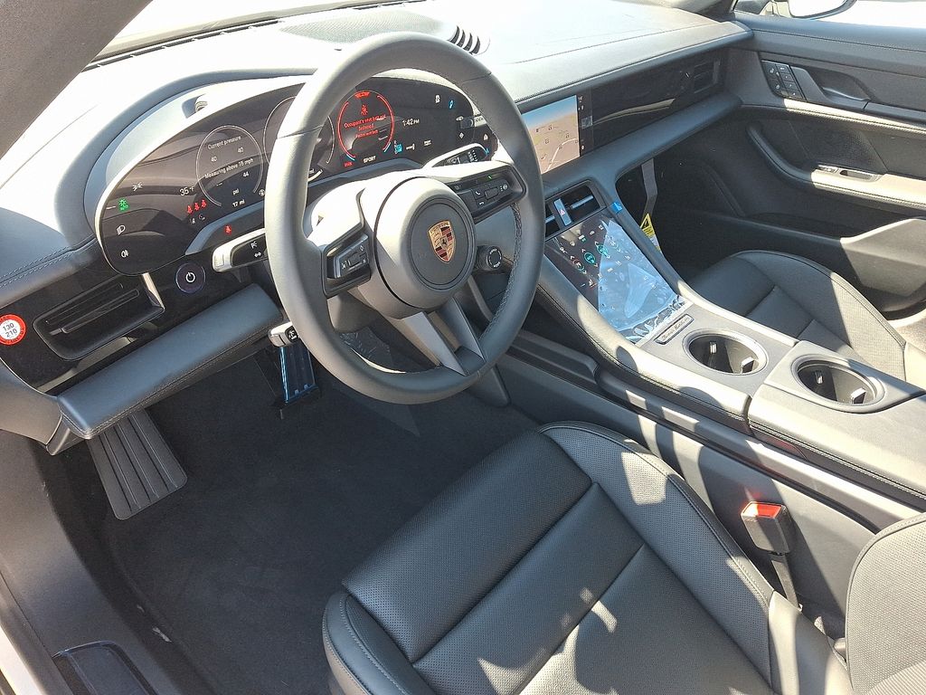 Thumbnail: 2026 Porsche Taycan - 4