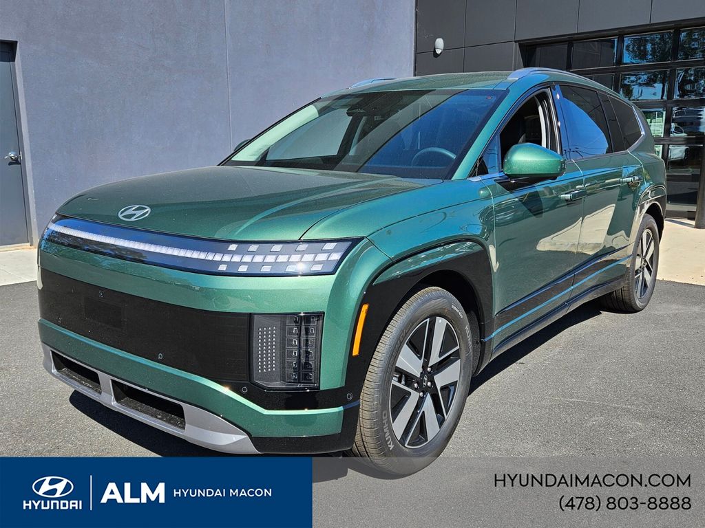 New 2026 Green Hyundai SEL image 3