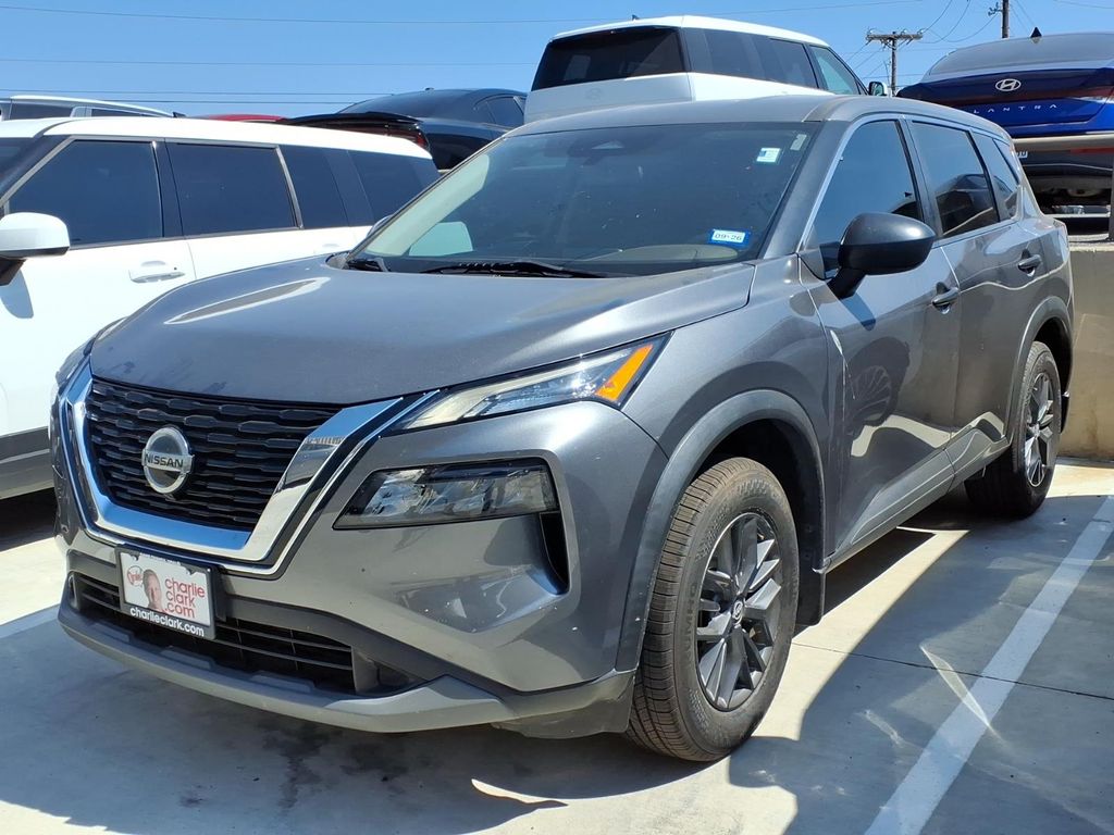 Gray (Gun Metallic) 2022 Nissan Rogue SUV / Crossover Front-Wheel Drive Continuously Variable Transmission