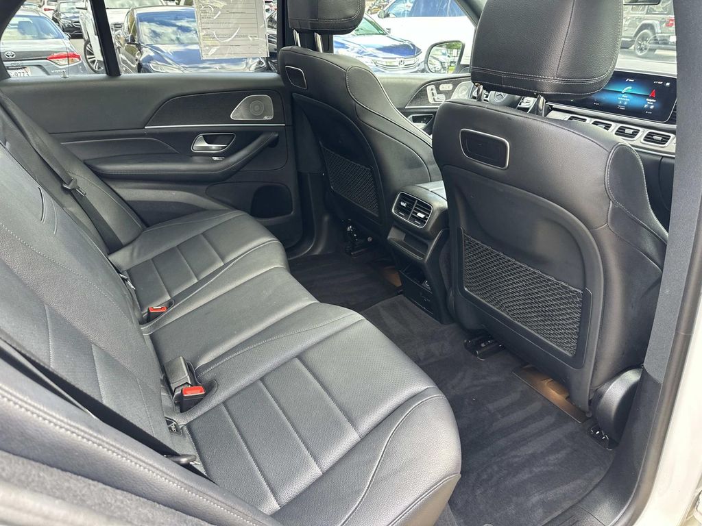 Thumbnail: 2020 Mercedes-Benz GLE - 25