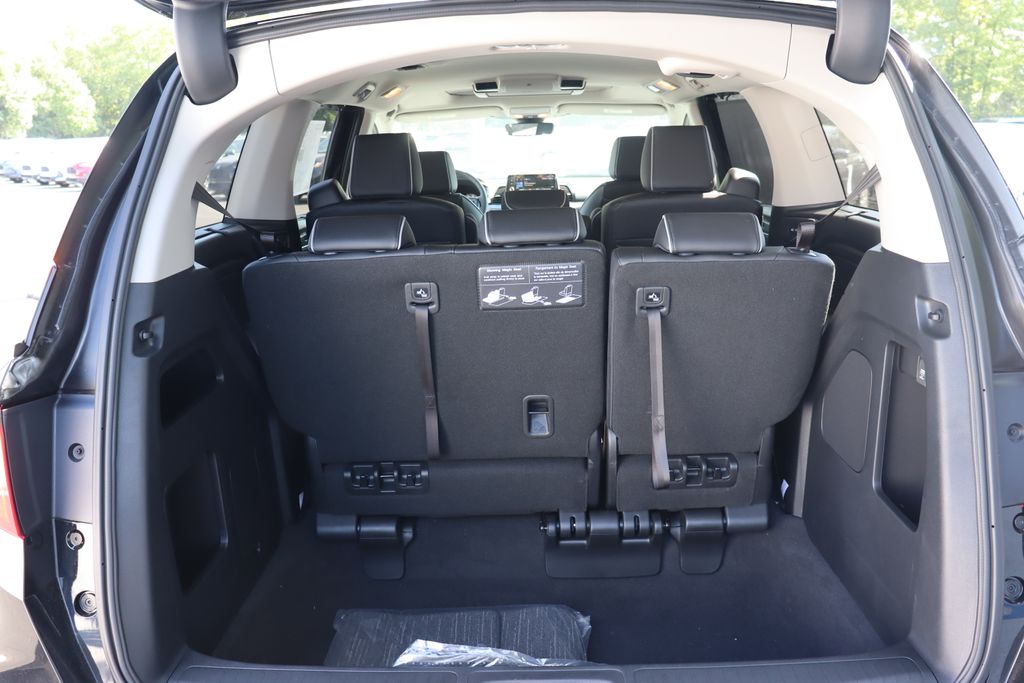 Thumbnail: 2026 Honda Odyssey - 13