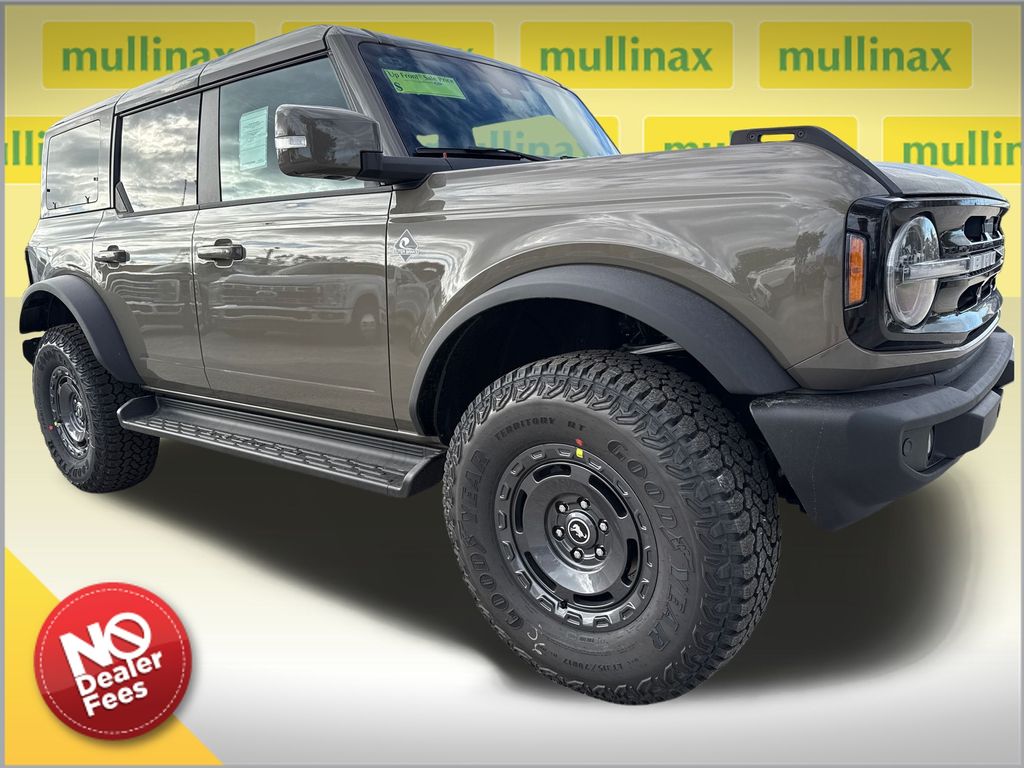 2025 Ford Bronco 4-Door Outer Banks's photo