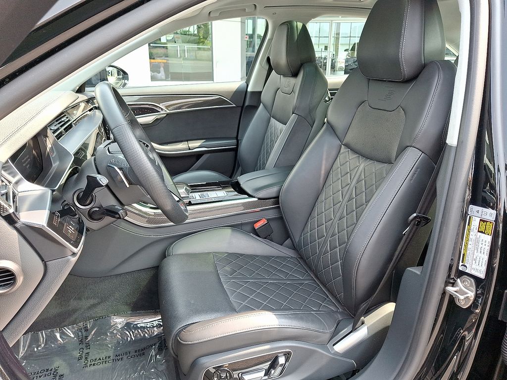 2022 Audi S8 4.0T 13
