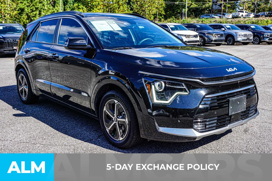 2023 Kia Niro SX photo 3