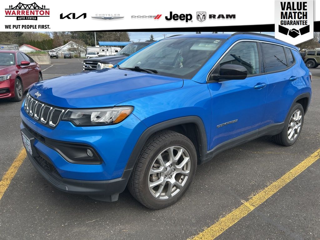 2022 Jeep Compass Latitude Lux