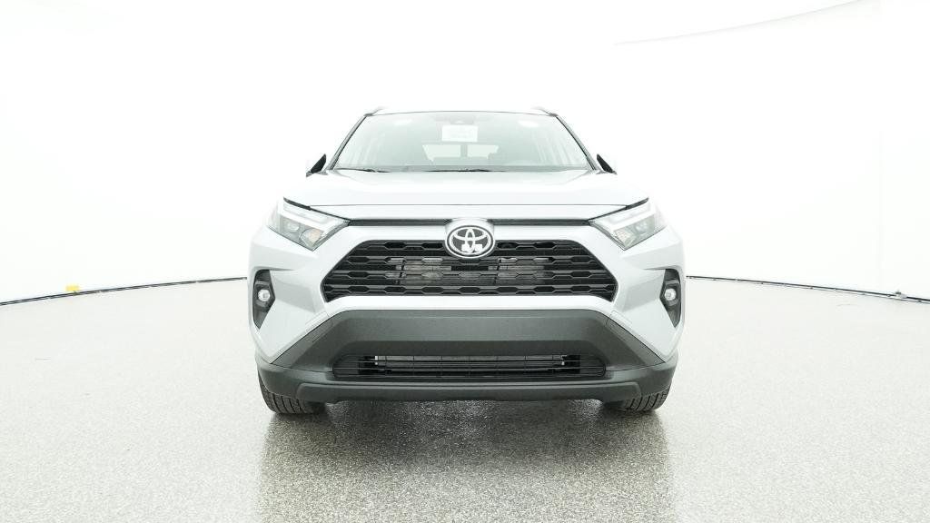 Thumbnail: 2025 Toyota RAV4 - 4