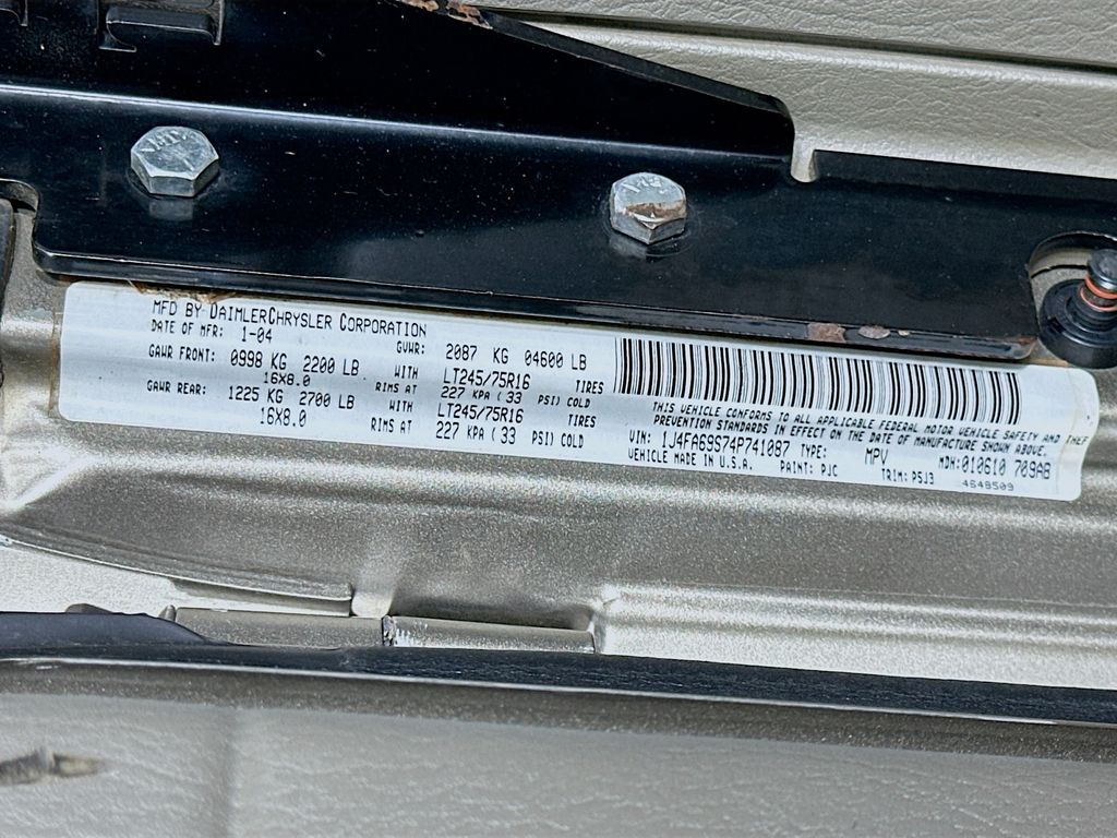 Thumbnail: 2004 Jeep Wrangler - 30