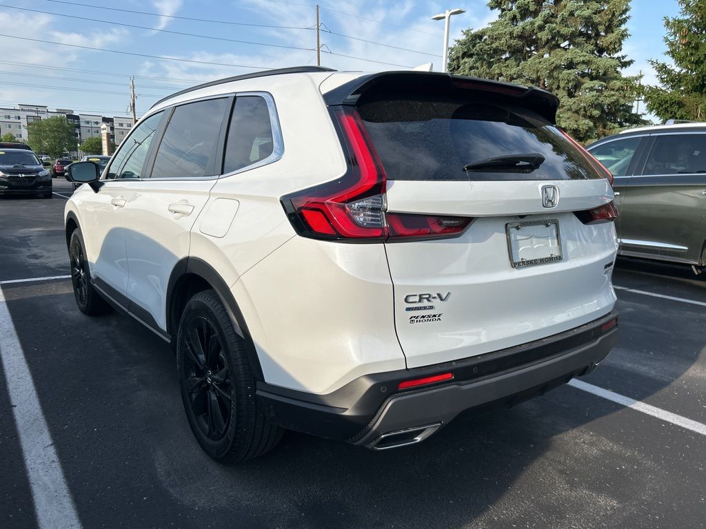 2023 Honda CR-V Sport Touring 2