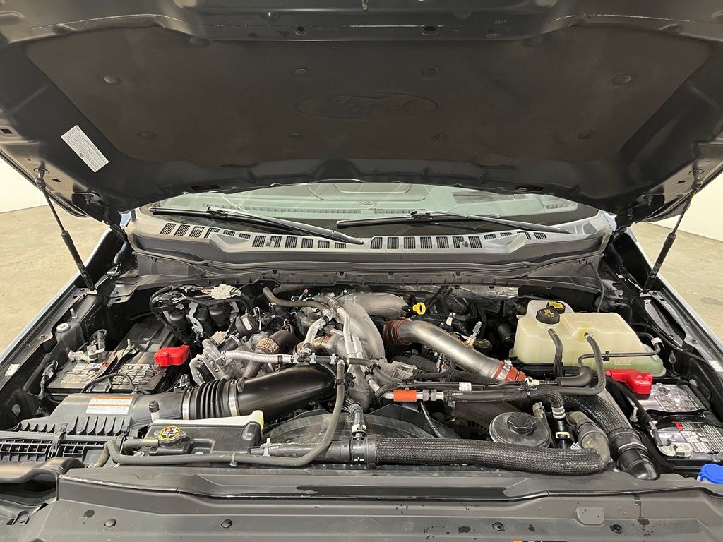 2023 Ford F-450SD Platinum