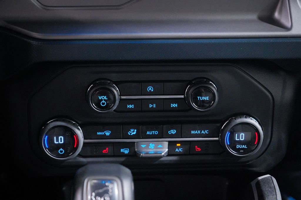 Thumbnail: 2023 Ford Bronco - 12