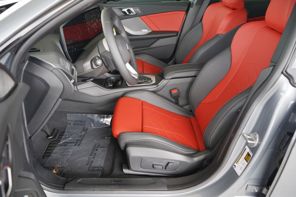 Thumbnail: 2026 BMW 2 Series - 11