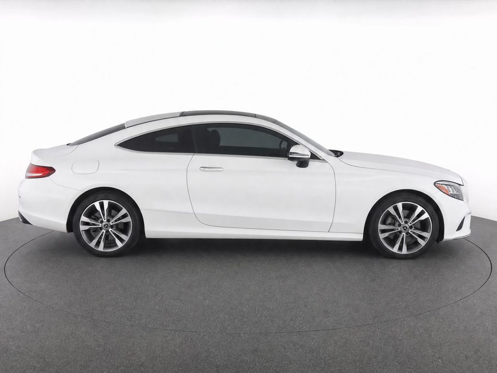 Thumbnail: 2023 Mercedes-Benz C-Class - 2