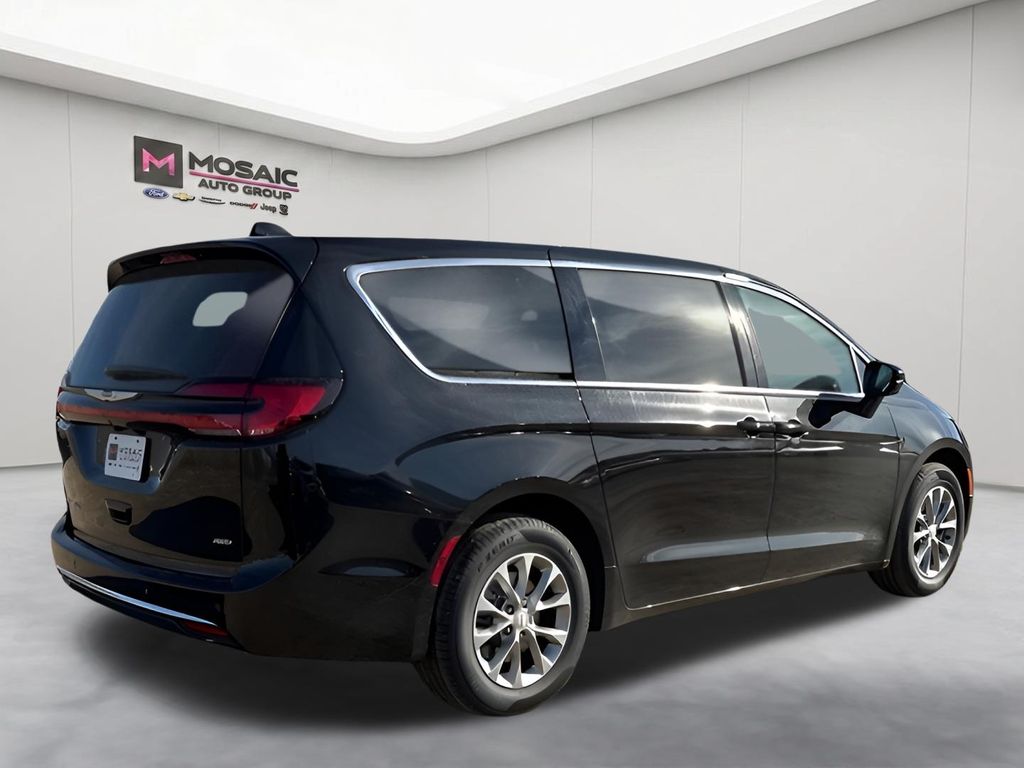 2026 Chrysler Pacifica