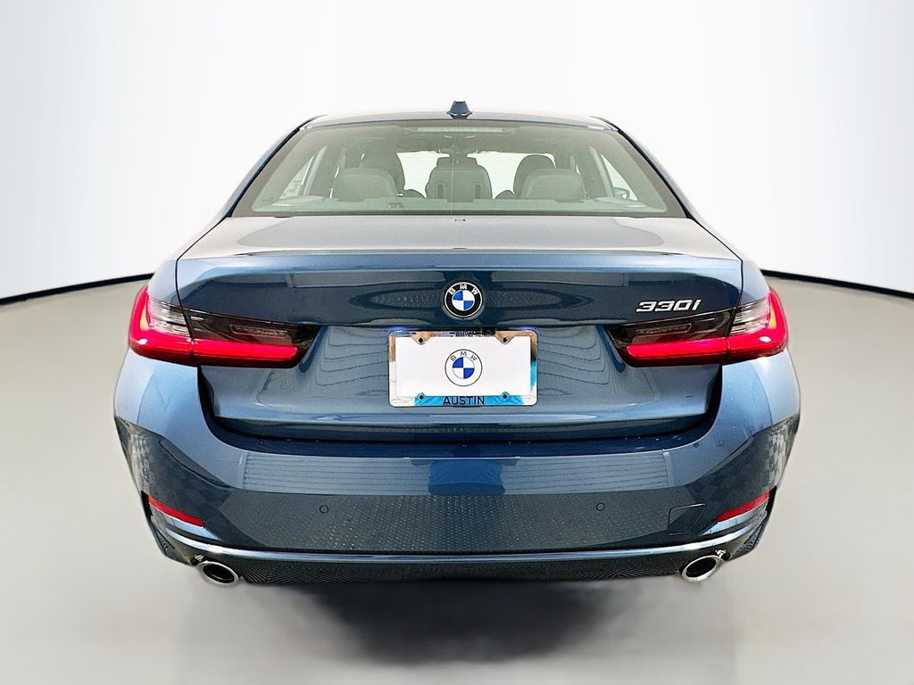 Thumbnail: 2026 BMW 3 Series - 6