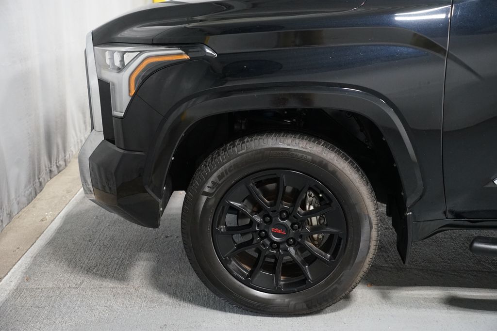 Thumbnail: 2022 Toyota Tundra - 5