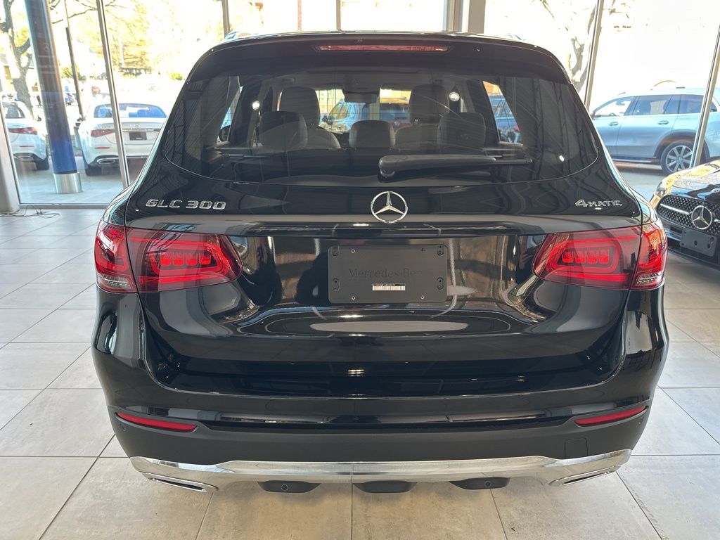 2021 Mercedes-Benz GLC GLC 300 6