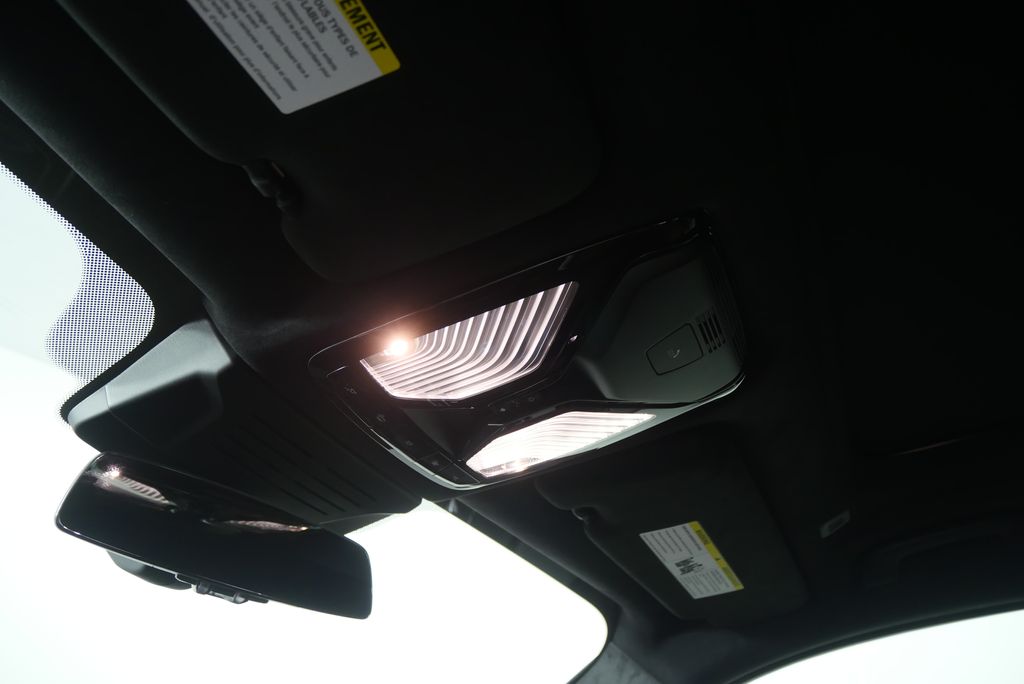 Thumbnail: 2026 BMW X7 - 22