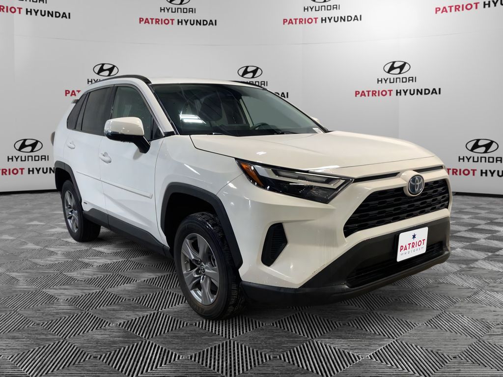 2024 Toyota RAV4 Hybrid LE AWD