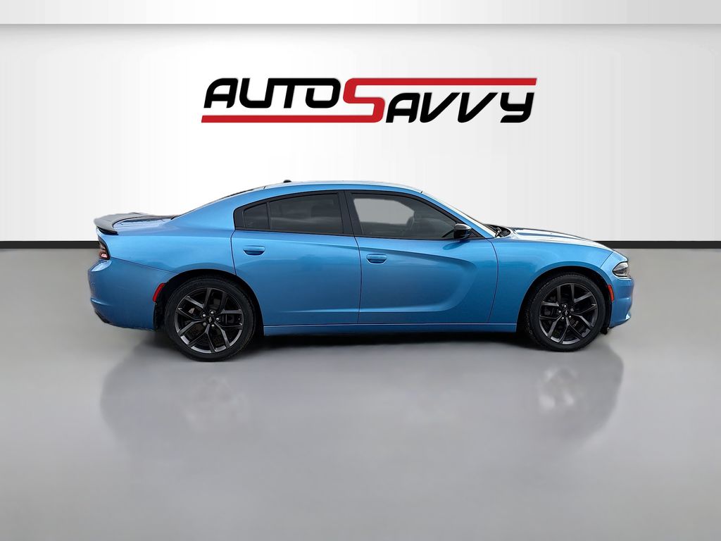 Used 2019 Blue Dodge SXT image 8