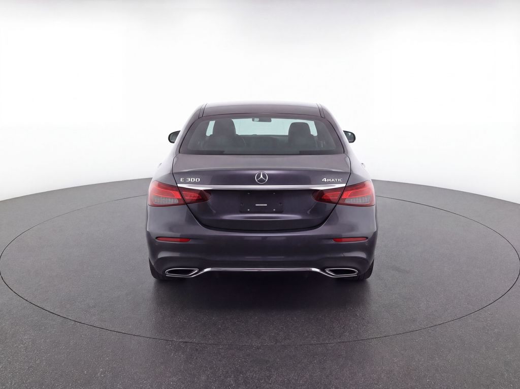 Thumbnail: 2023 Mercedes-Benz E-Class - 7