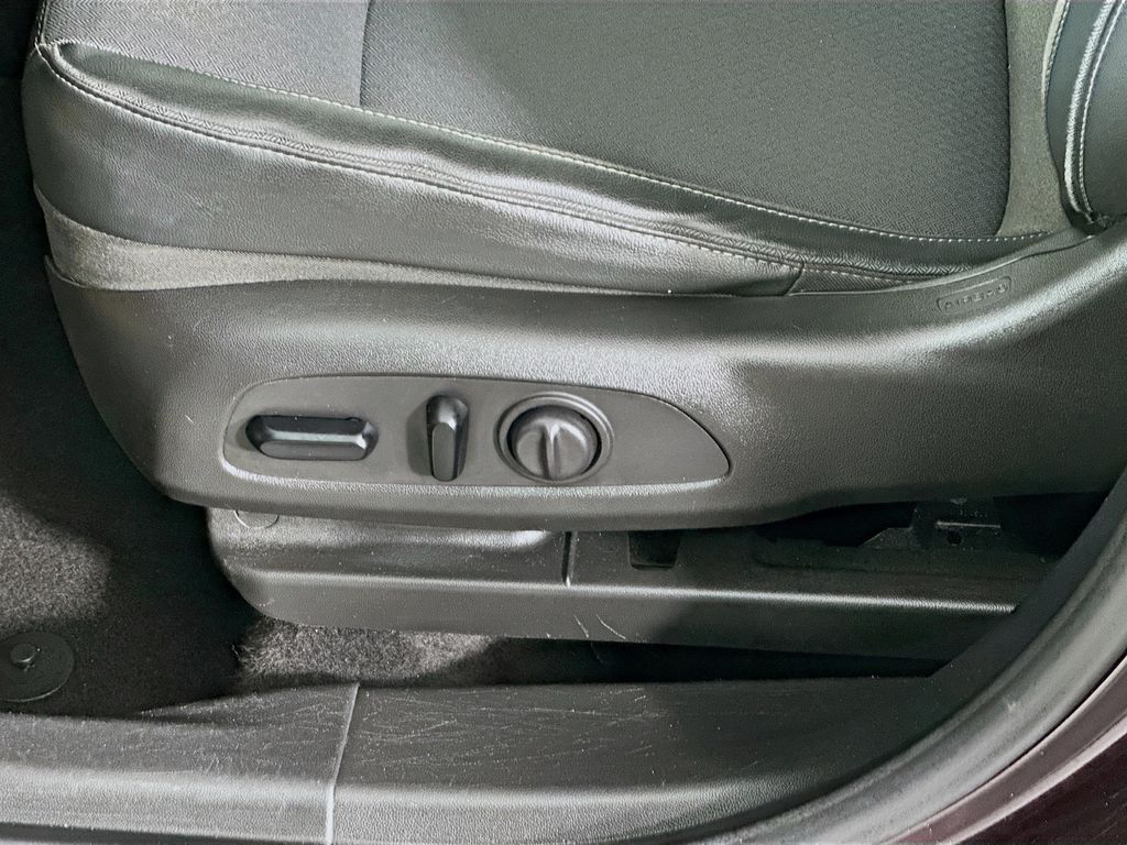 Used 2020 Black Buick Select image 22