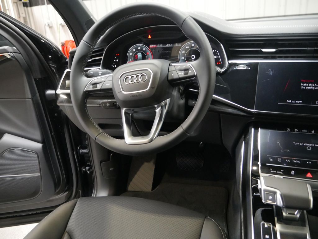 Thumbnail: 2026 Audi Q7 - 26
