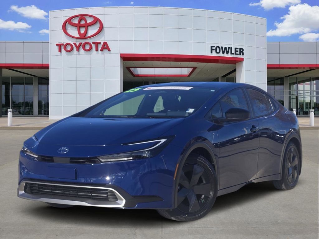 2025 Toyota Prius Plug-In Hybrid SE FWD